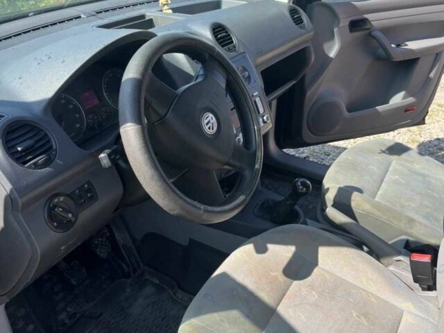 Чорний Фольксваген Кадді, об'ємом двигуна 2 л та пробігом 291 тис. км за 4200 $, фото 2 на Automoto.ua