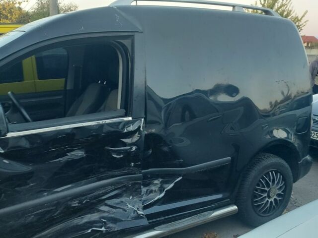 Фольксваген Кадди 2011 в Луцке на Automoto.ua Черный Фольксваген Кадди, объемом двигателя 1.6 л и пробегом 220 тыс. км за 5242 $, фото 5 на Automoto.ua