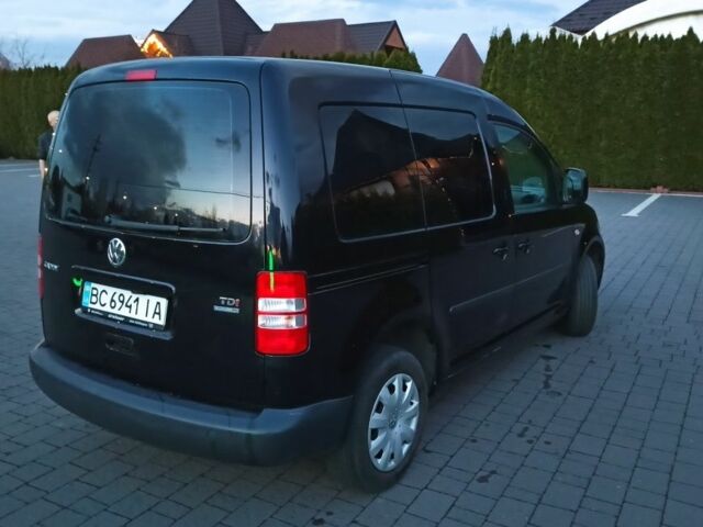 Чорний Фольксваген Кадді, об'ємом двигуна 1.6 л та пробігом 287 тис. км за 9500 $, фото 7 на Automoto.ua