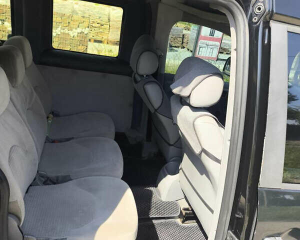 Черный Фольксваген Кадди, объемом двигателя 1.9 л и пробегом 356 тыс. км за 4700 $, фото 8 на Automoto.ua