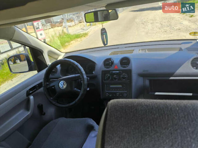 Черный Фольксваген Кадди, объемом двигателя 1.9 л и пробегом 356 тыс. км за 4700 $, фото 3 на Automoto.ua