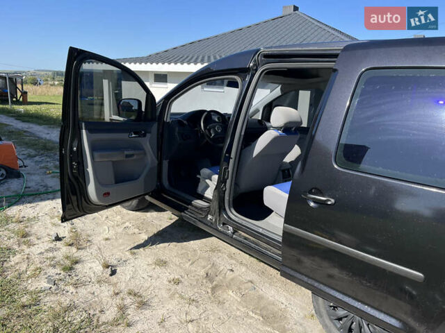 Черный Фольксваген Кадди, объемом двигателя 1.6 л и пробегом 254 тыс. км за 6500 $, фото 3 на Automoto.ua