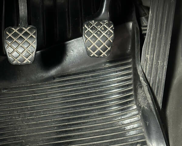 Черный Фольксваген Кадди, объемом двигателя 1.9 л и пробегом 222 тыс. км за 6200 $, фото 8 на Automoto.ua