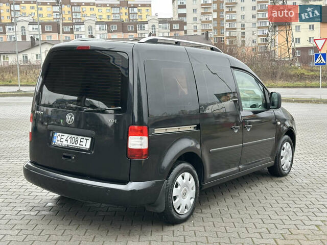 Черный Фольксваген Кадди, объемом двигателя 1.9 л и пробегом 285 тыс. км за 5900 $, фото 4 на Automoto.ua