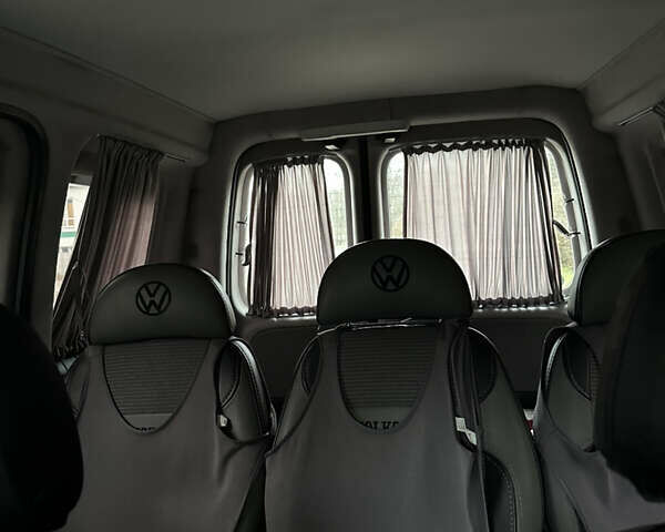 Черный Фольксваген Кадди, объемом двигателя 1.9 л и пробегом 222 тыс. км за 6200 $, фото 9 на Automoto.ua