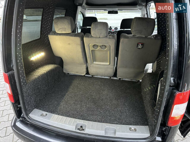 Черный Фольксваген Кадди, объемом двигателя 1.9 л и пробегом 285 тыс. км за 5900 $, фото 28 на Automoto.ua