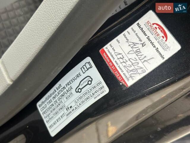 Черный Фольксваген Кадди, объемом двигателя 1.6 л и пробегом 236 тыс. км за 6850 $, фото 18 на Automoto.ua