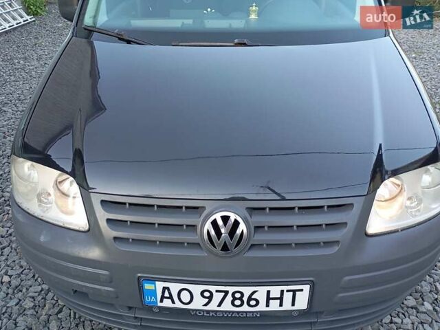 Черный Фольксваген Кадди, объемом двигателя 2 л и пробегом 438 тыс. км за 5500 $, фото 11 на Automoto.ua