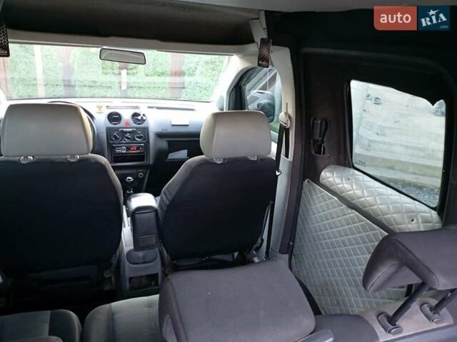 Черный Фольксваген Кадди, объемом двигателя 2 л и пробегом 438 тыс. км за 5500 $, фото 34 на Automoto.ua