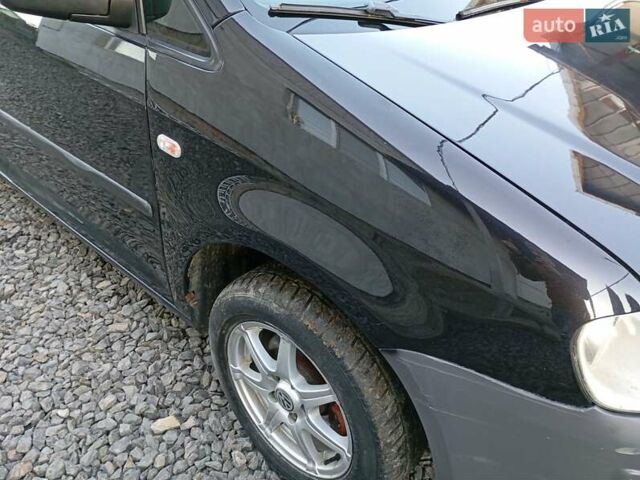 Черный Фольксваген Кадди, объемом двигателя 2 л и пробегом 438 тыс. км за 5500 $, фото 13 на Automoto.ua