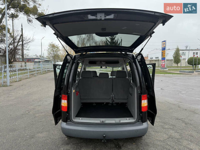 Черный Фольксваген Кадди, объемом двигателя 1.6 л и пробегом 233 тыс. км за 7650 $, фото 51 на Automoto.ua