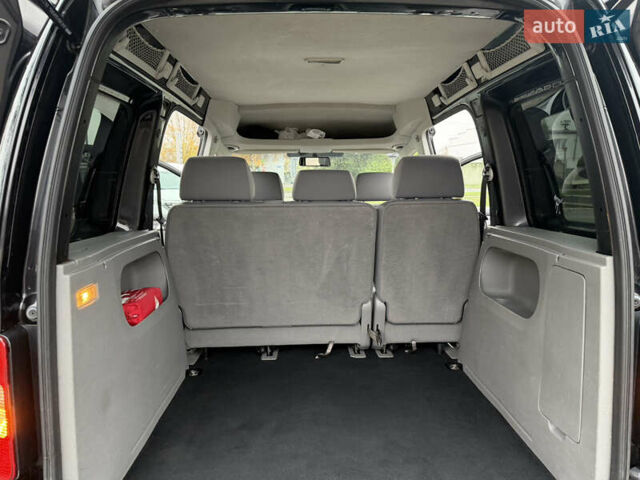 Черный Фольксваген Кадди, объемом двигателя 1.6 л и пробегом 233 тыс. км за 7650 $, фото 52 на Automoto.ua