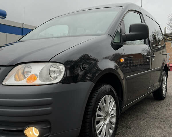 Черный Фольксваген Кадди, объемом двигателя 1.6 л и пробегом 233 тыс. км за 7650 $, фото 25 на Automoto.ua