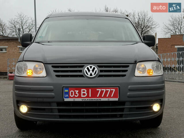 Черный Фольксваген Кадди, объемом двигателя 1.6 л и пробегом 233 тыс. км за 7650 $, фото 16 на Automoto.ua
