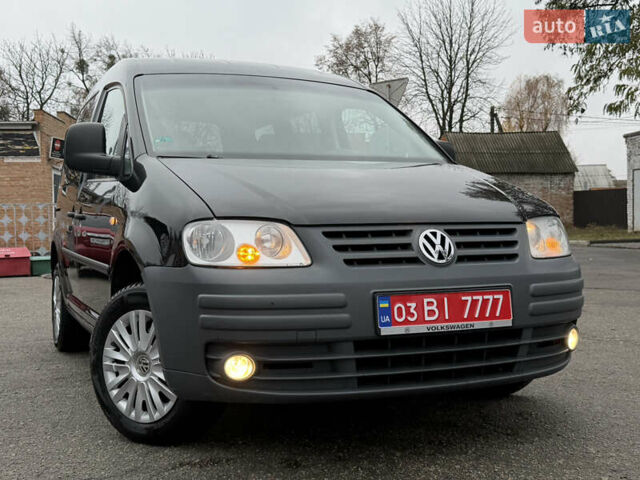 Черный Фольксваген Кадди, объемом двигателя 1.6 л и пробегом 233 тыс. км за 7650 $, фото 9 на Automoto.ua