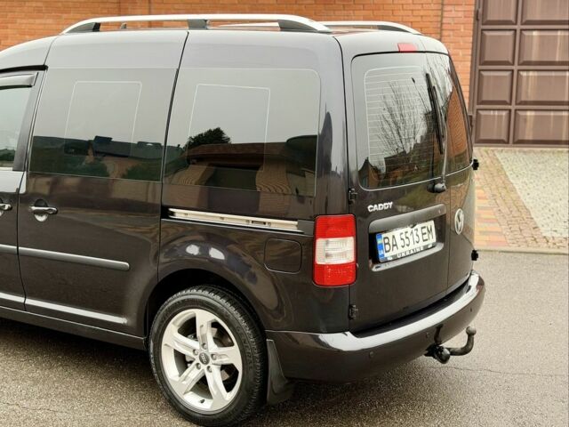 Черный Фольксваген Кадди, объемом двигателя 1.9 л и пробегом 270 тыс. км за 7999 $, фото 6 на Automoto.ua