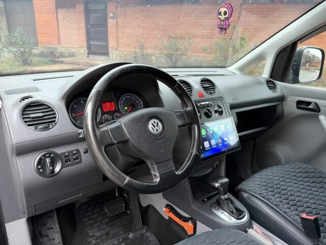 Черный Фольксваген Кадди, объемом двигателя 1.9 л и пробегом 270 тыс. км за 7999 $, фото 16 на Automoto.ua