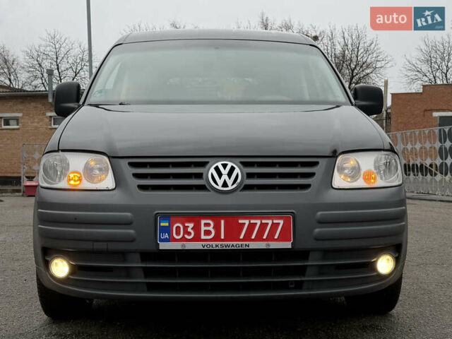 Черный Фольксваген Кадди, объемом двигателя 1.6 л и пробегом 233 тыс. км за 7650 $, фото 14 на Automoto.ua
