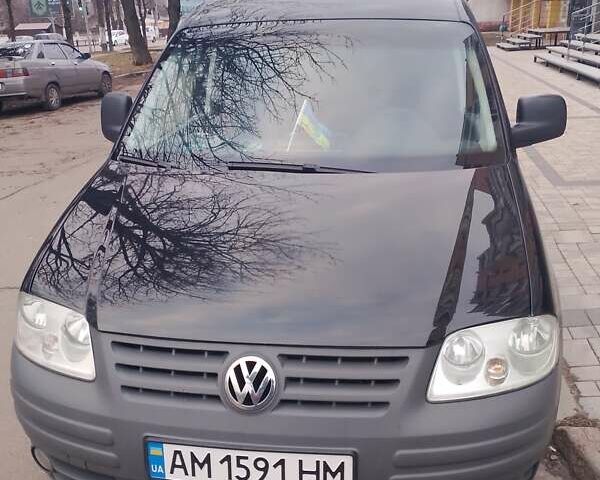 Черный Фольксваген Кадди, объемом двигателя 1.97 л и пробегом 285 тыс. км за 6500 $, фото 1 на Automoto.ua