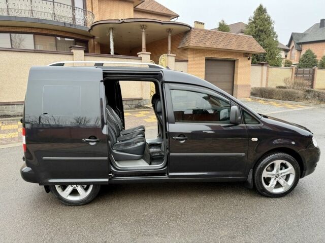 Черный Фольксваген Кадди, объемом двигателя 1.9 л и пробегом 270 тыс. км за 7999 $, фото 20 на Automoto.ua