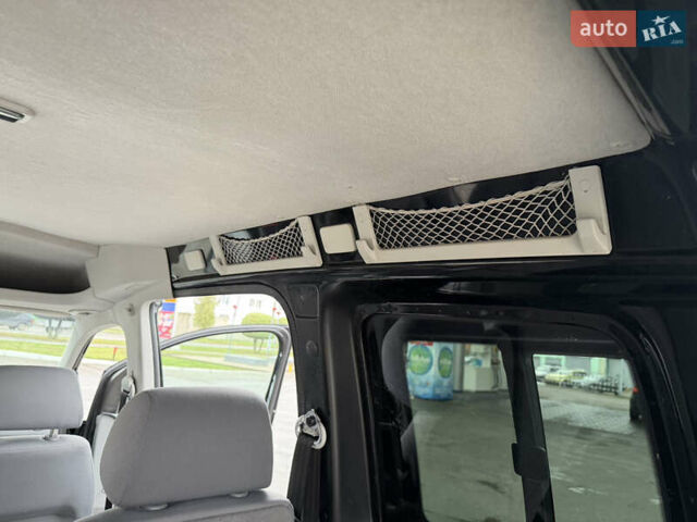 Черный Фольксваген Кадди, объемом двигателя 1.6 л и пробегом 233 тыс. км за 7650 $, фото 53 на Automoto.ua