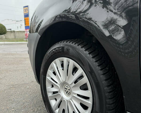 Черный Фольксваген Кадди, объемом двигателя 1.6 л и пробегом 233 тыс. км за 7650 $, фото 28 на Automoto.ua