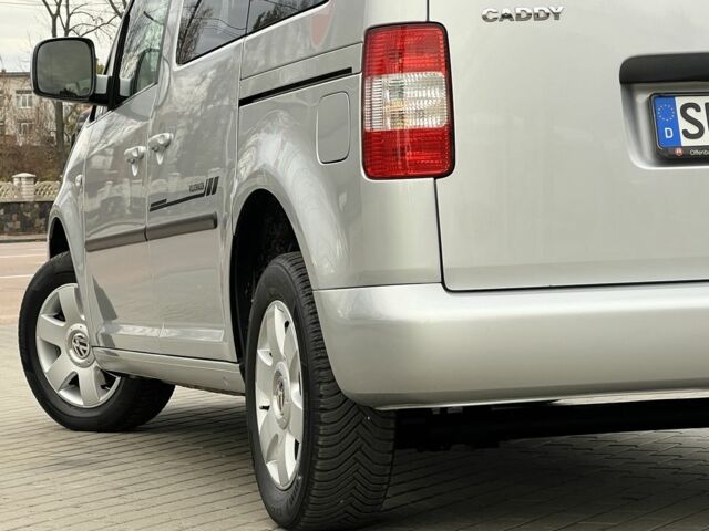 Фольксваген Кадди 2009 в Житомире на Automoto.ua Черный Фольксваген Кадди, объемом двигателя 1.6 л и пробегом 139 тыс. км за 9299 $, фото 17 на Automoto.ua