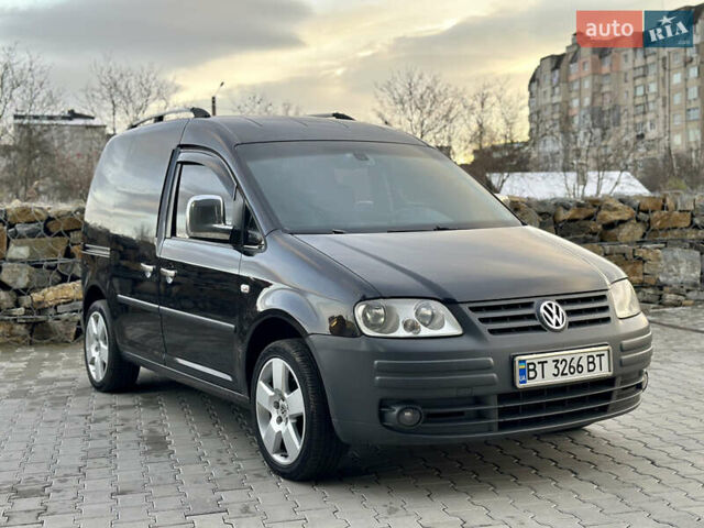 Черный Фольксваген Кадди, объемом двигателя 1.9 л и пробегом 330 тыс. км за 7200 $, фото 1 на Automoto.ua