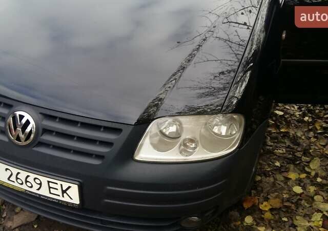 Черный Фольксваген Кадди, объемом двигателя 1.9 л и пробегом 280 тыс. км за 8000 $, фото 3 на Automoto.ua