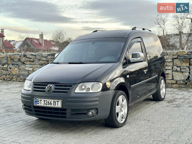 Черный Фольксваген Кадди, объемом двигателя 1.9 л и пробегом 330 тыс. км за 7200 $, фото 6 на Automoto.ua