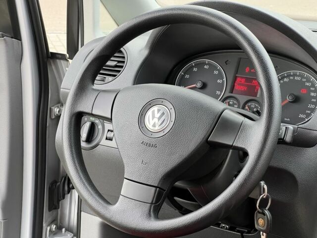 Фольксваген Кадди 2009 в Житомире на Automoto.ua Черный Фольксваген Кадди, объемом двигателя 1.6 л и пробегом 139 тыс. км за 9299 $, фото 9 на Automoto.ua