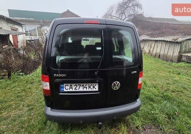 Чорний Фольксваген Кадді, об'ємом двигуна 1.4 л та пробігом 142 тис. км за 8000 $, фото 3 на Automoto.ua