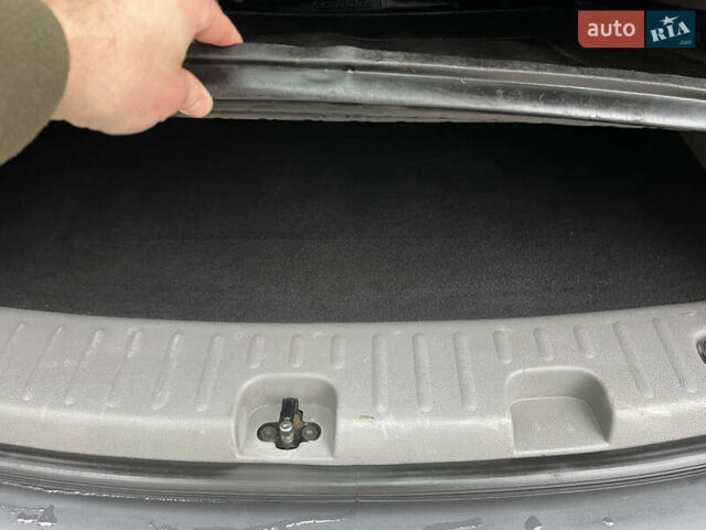 Черный Фольксваген Кадди, объемом двигателя 1.6 л и пробегом 232 тыс. км за 7650 $, фото 22 на Automoto.ua