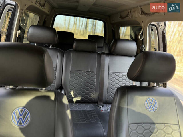 Черный Фольксваген Кадди, объемом двигателя 1.6 л и пробегом 265 тыс. км за 8700 $, фото 4 на Automoto.ua