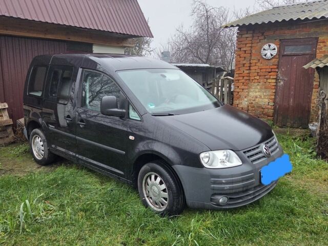 Черный Фольксваген Кадди, объемом двигателя 1.4 л и пробегом 142 тыс. км за 7999 $, фото 2 на Automoto.ua