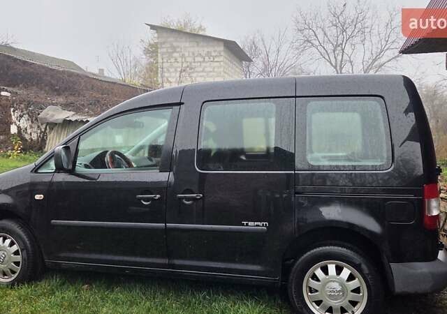 Чорний Фольксваген Кадді, об'ємом двигуна 1.4 л та пробігом 142 тис. км за 8000 $, фото 2 на Automoto.ua