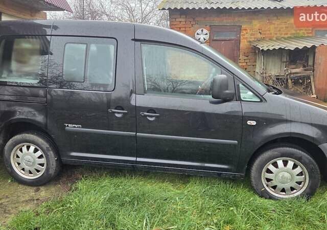 Чорний Фольксваген Кадді, об'ємом двигуна 1.4 л та пробігом 142 тис. км за 8000 $, фото 1 на Automoto.ua