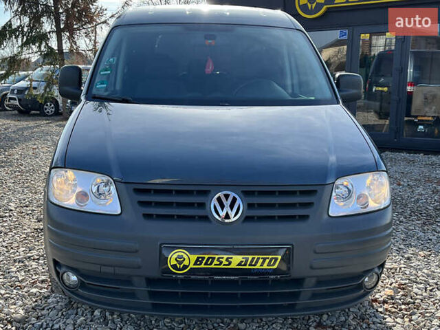 Чорний Фольксваген Кадді, об'ємом двигуна 1.6 л та пробігом 269 тис. км за 8500 $, фото 1 на Automoto.ua