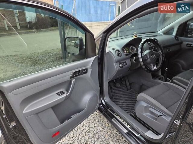 Чорний Фольксваген Кадді, об'ємом двигуна 1.6 л та пробігом 260 тис. км за 9800 $, фото 20 на Automoto.ua