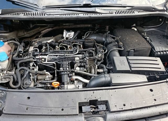 Черный Фольксваген Кадди, объемом двигателя 1.6 л и пробегом 202 тыс. км за 7600 $, фото 15 на Automoto.ua