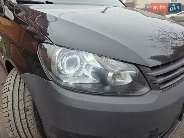 Чорний Фольксваген Кадді, об'ємом двигуна 1.6 л та пробігом 260 тис. км за 9800 $, фото 3 на Automoto.ua