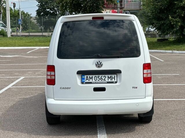 Черный Фольксваген Кадди, объемом двигателя 1.6 л и пробегом 190 тыс. км за 9500 $, фото 9 на Automoto.ua