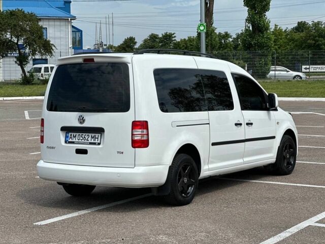 Черный Фольксваген Кадди, объемом двигателя 1.6 л и пробегом 190 тыс. км за 9500 $, фото 3 на Automoto.ua