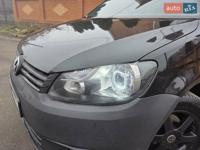 Чорний Фольксваген Кадді, об'ємом двигуна 1.6 л та пробігом 260 тис. км за 9800 $, фото 4 на Automoto.ua