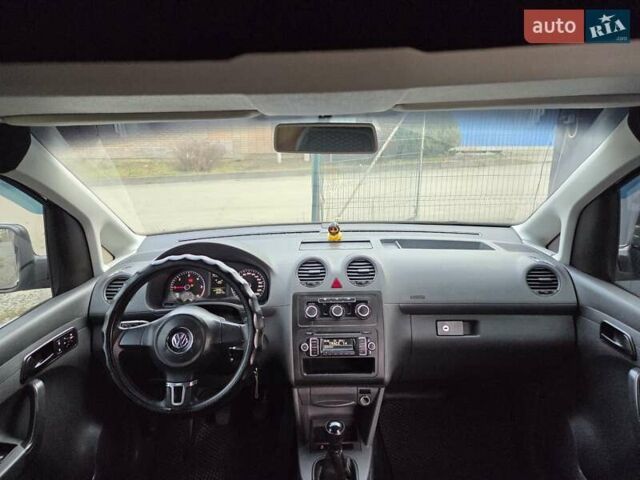 Чорний Фольксваген Кадді, об'ємом двигуна 1.6 л та пробігом 260 тис. км за 9800 $, фото 16 на Automoto.ua