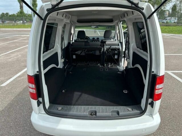 Черный Фольксваген Кадди, объемом двигателя 1.6 л и пробегом 190 тыс. км за 9500 $, фото 10 на Automoto.ua