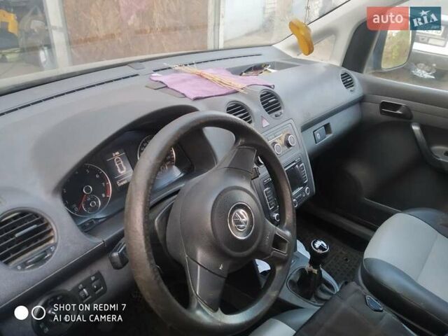 Черный Фольксваген Кадди, объемом двигателя 1.98 л и пробегом 450 тыс. км за 6800 $, фото 7 на Automoto.ua