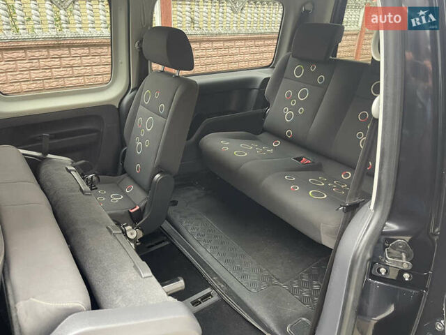 Черный Фольксваген Кадди, объемом двигателя 2 л и пробегом 101 тыс. км за 9999 $, фото 11 на Automoto.ua