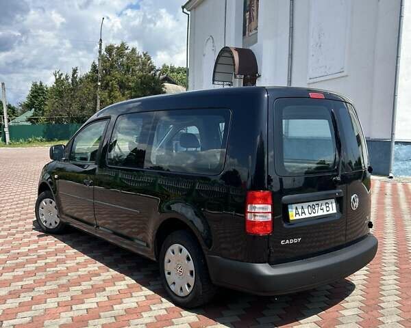 Черный Фольксваген Кадди, объемом двигателя 1.6 л и пробегом 249 тыс. км за 10199 $, фото 7 на Automoto.ua