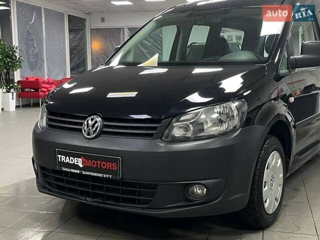 Чорний Фольксваген Кадді, об'ємом двигуна 1.6 л та пробігом 248 тис. км за 10490 $, фото 4 на Automoto.ua